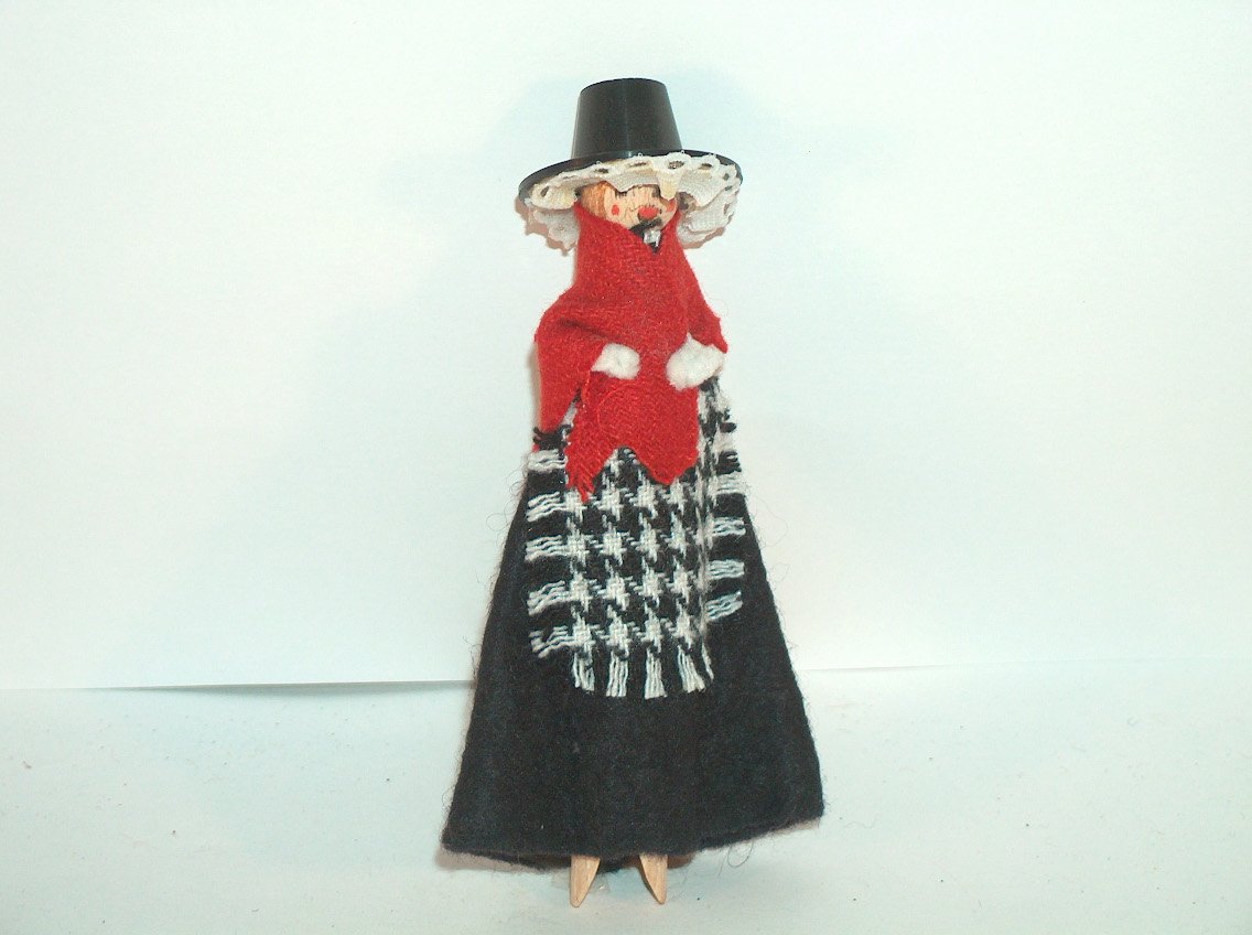 JOVEN ANWEN (PINZA DE LA ROPA)