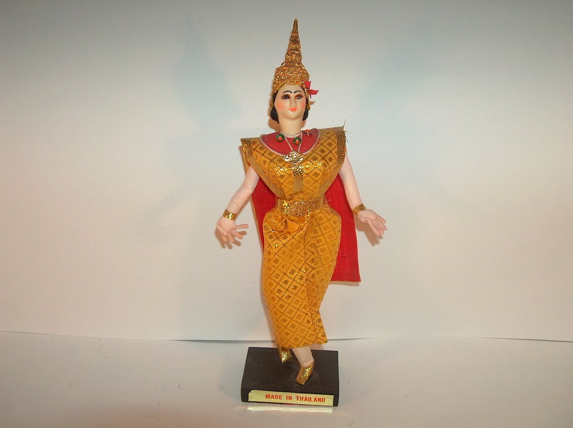 BAILARINA THAILANDESA