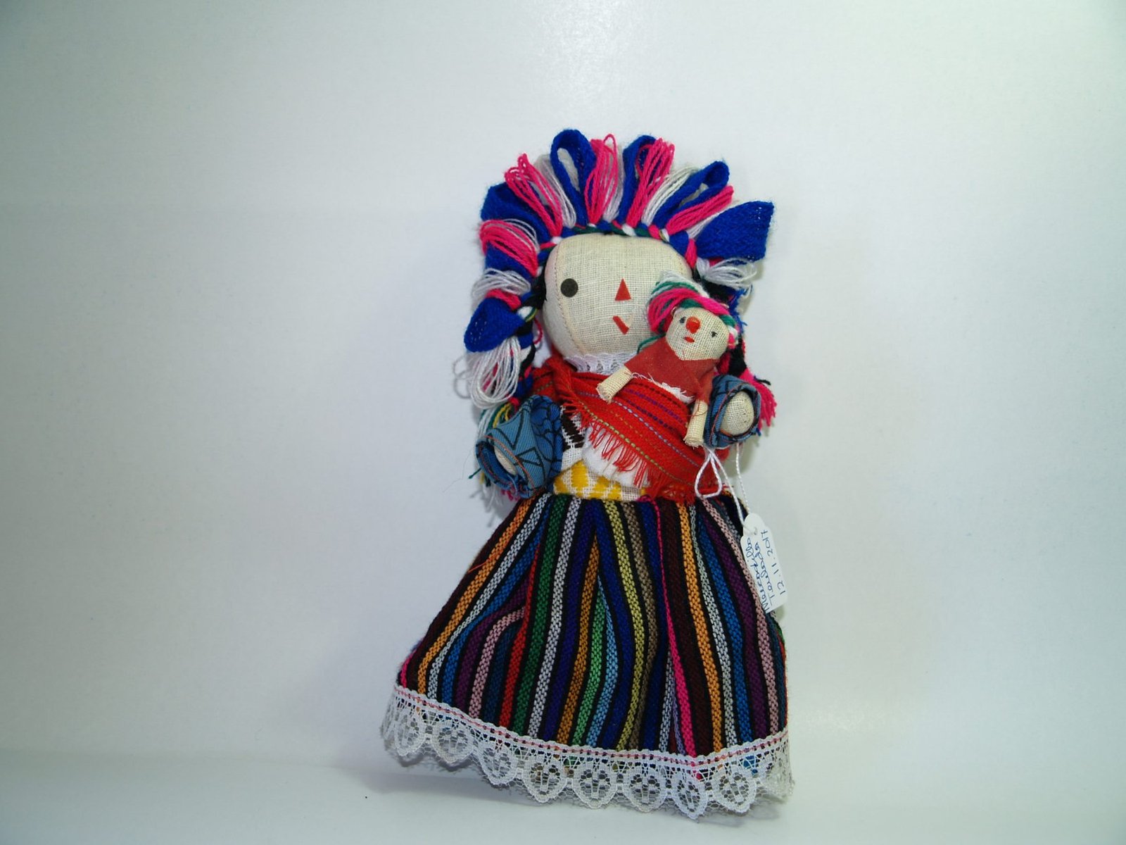 JOVEN DE CANCUN CON BEBE