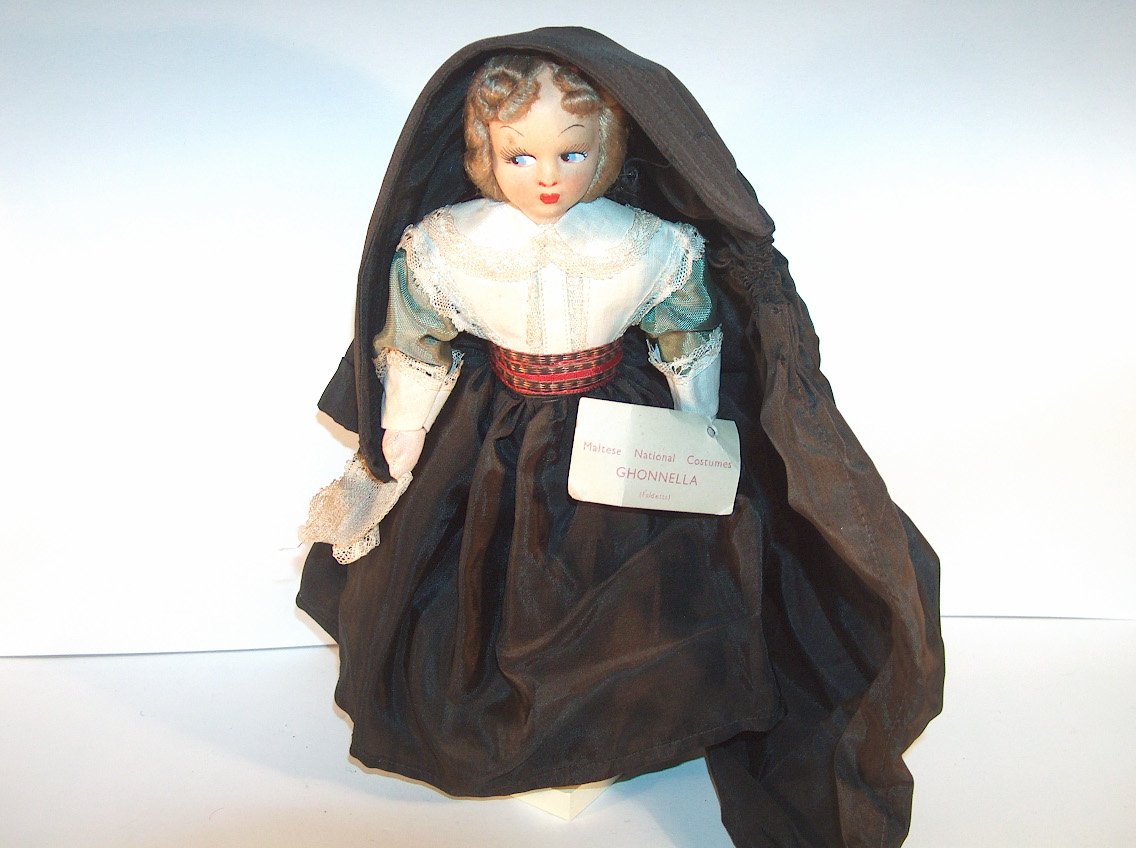 JOVEN DE LA VALLETA GHONELLA