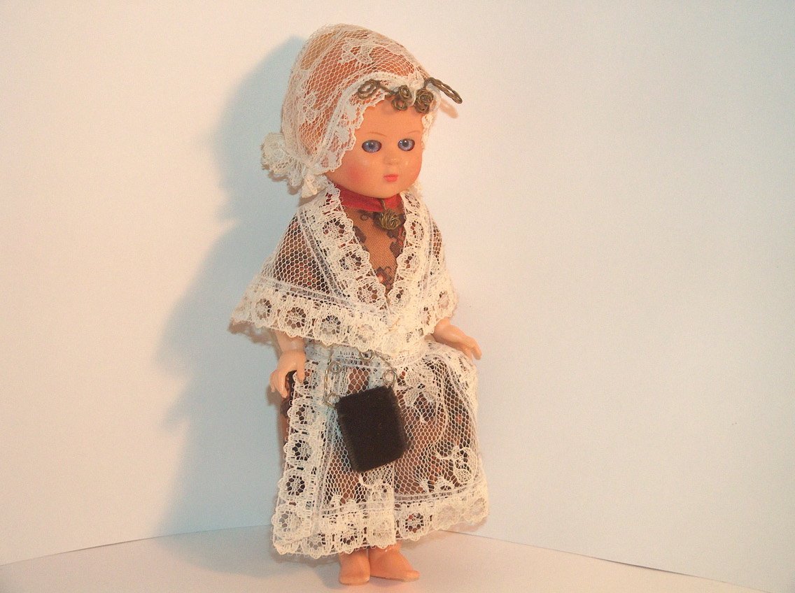 JOVEN CON KRAPLAP Y UNOS MUELLES DE ALAMBRE