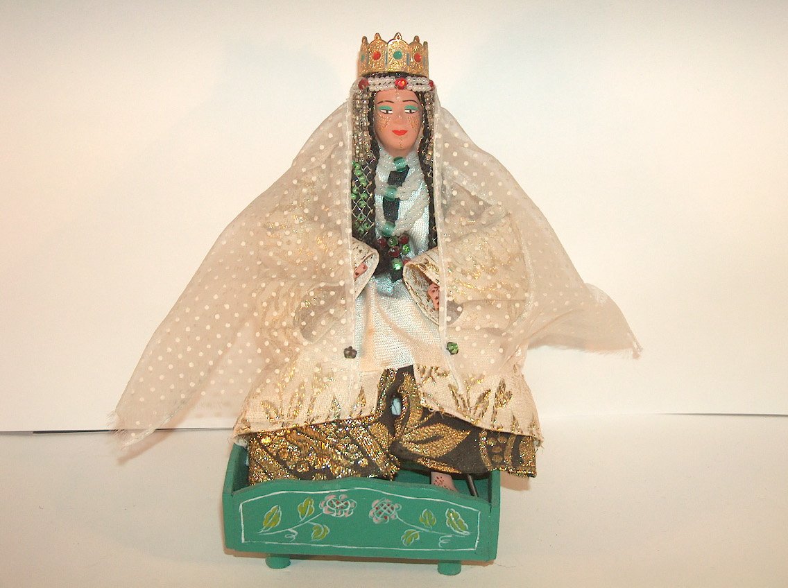 PRINCESA LAILA EN DIA DE SU BODA.